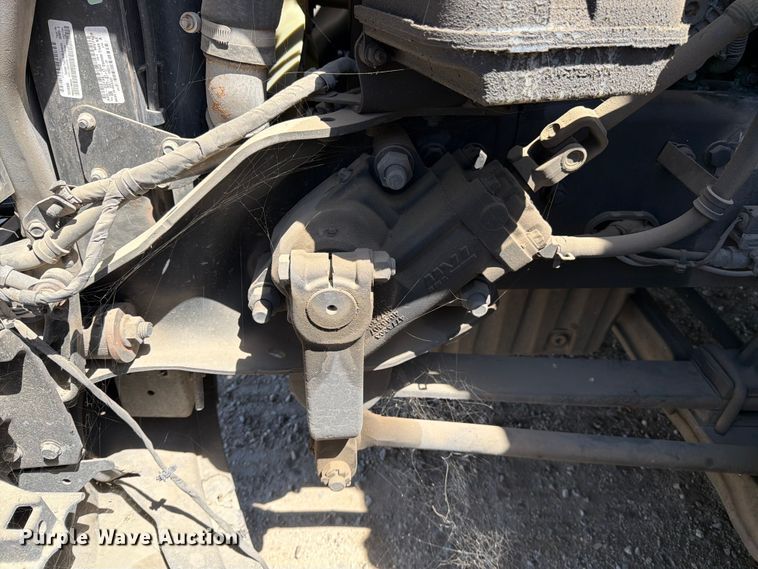 image for item YA4065 2022 Freightliner Cascadia 116 semi truck