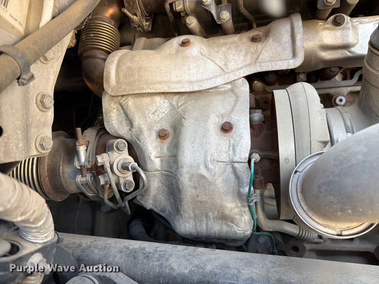 image for item YA4065 2022 Freightliner Cascadia 116 semi truck