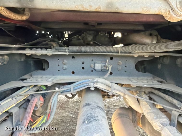 image for item YA4065 2022 Freightliner Cascadia 116 semi truck