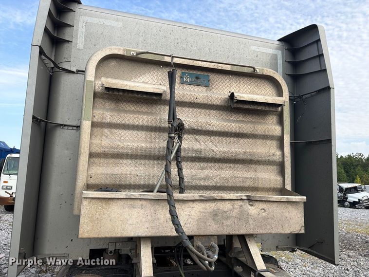 image for item YA4147 2021 Peterbilt 567 semi truck