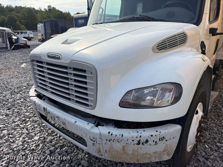 image for item YA4177 2018 Freightliner Business Class M2 box truck