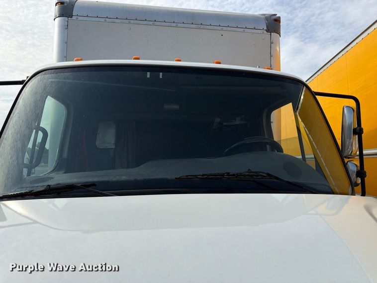 image for item YA4177 2018 Freightliner Business Class M2 box truck