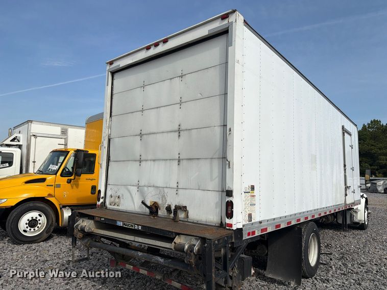 image for item YA4177 2018 Freightliner Business Class M2 box truck