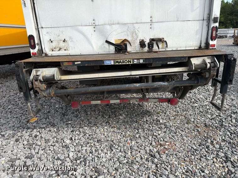 image for item YA4177 2018 Freightliner Business Class M2 box truck