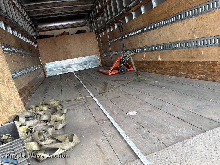 image for item YA4177 2018 Freightliner Business Class M2 box truck
