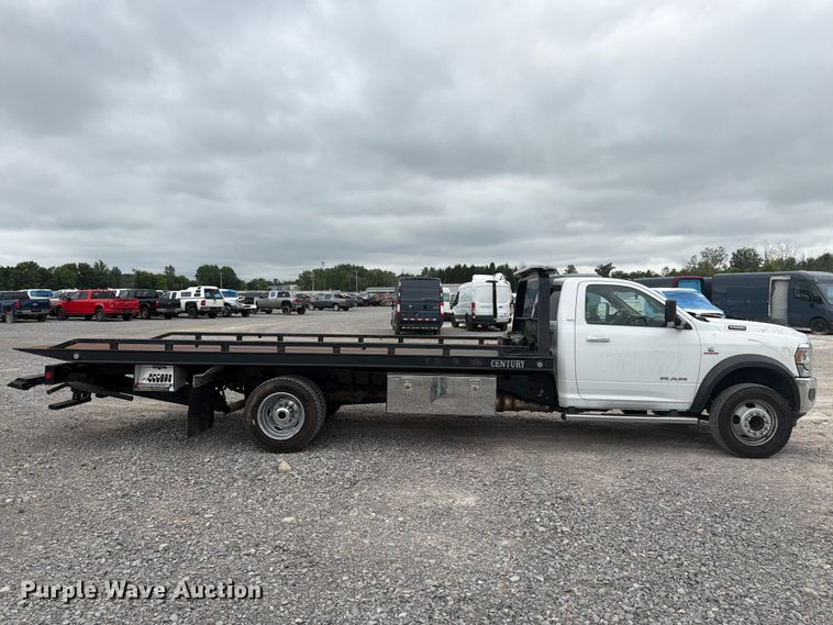 image for item YA4225 2019 RAM 5500HD rollback truck