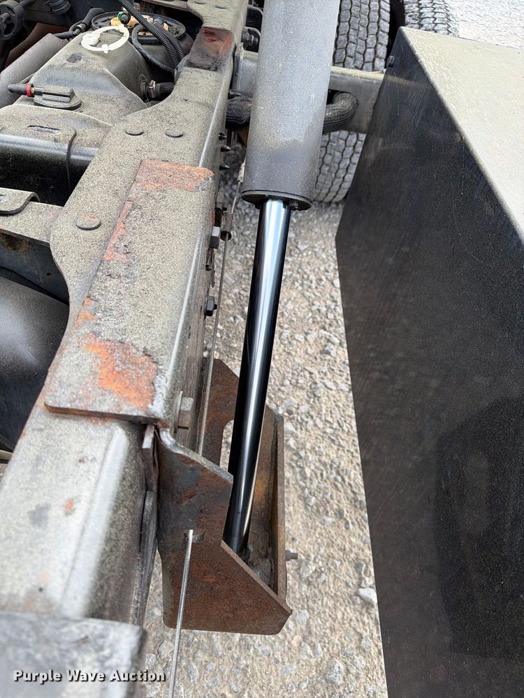 image for item YA4225 2019 RAM 5500HD rollback truck