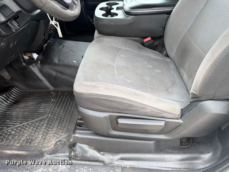 image for item YA4225 2019 RAM 5500HD rollback truck