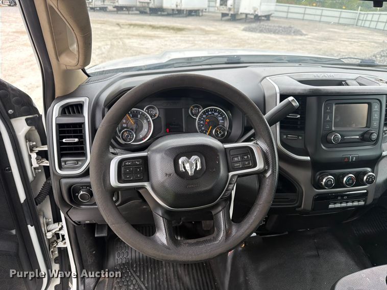 image for item YA4225 2019 RAM 5500HD rollback truck