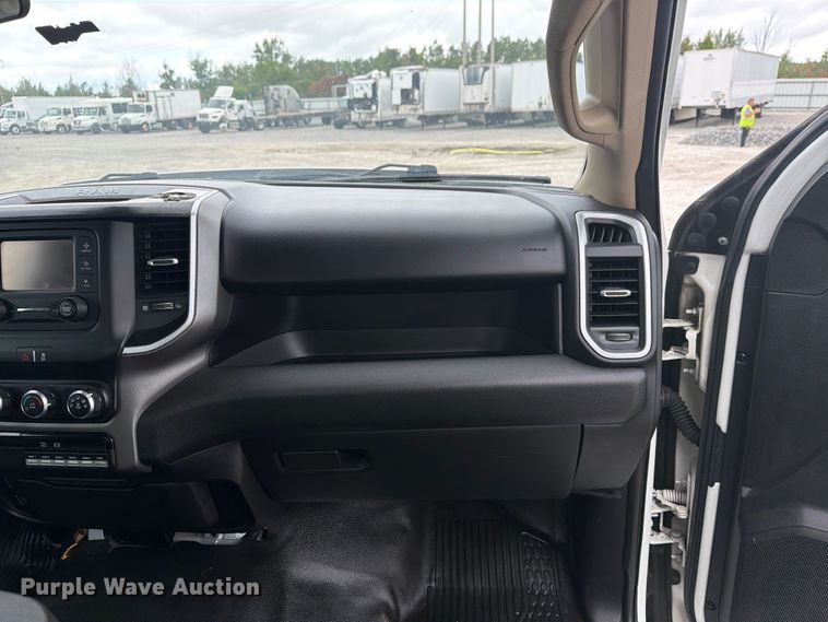 image for item YA4225 2019 RAM 5500HD rollback truck