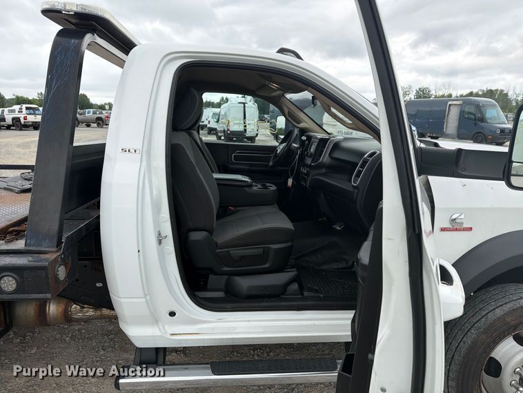 image for item YA4225 2019 RAM 5500HD rollback truck