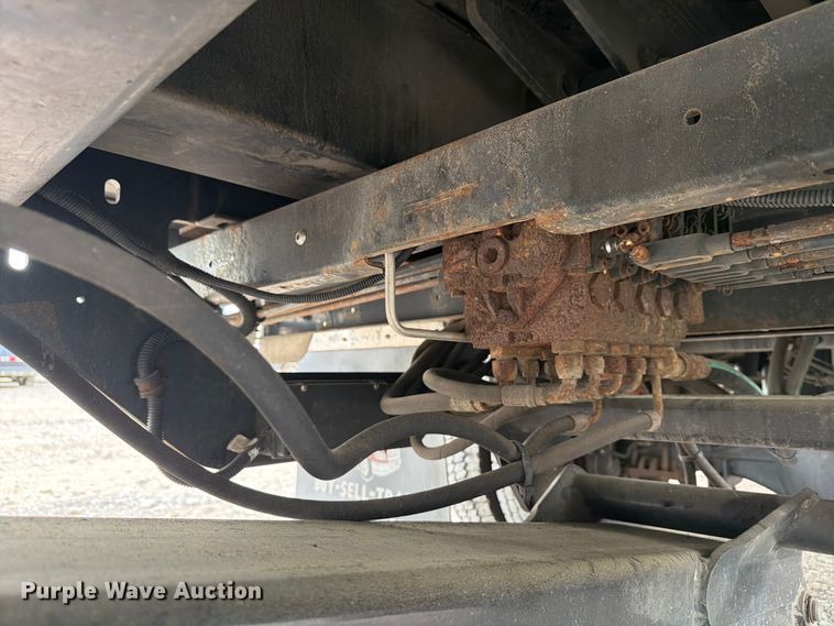 image for item YA4225 2019 RAM 5500HD rollback truck