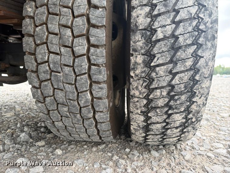 image for item YA4225 2019 RAM 5500HD rollback truck