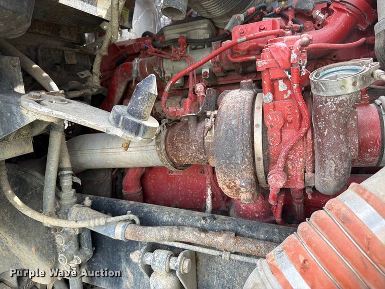 image for item YA4243 2016 Kenworth T8 Series semi truck