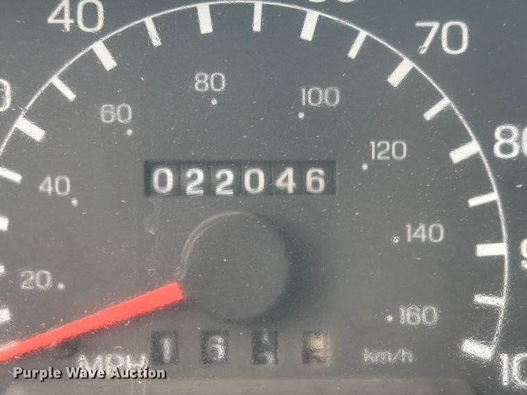 image for item YA4257 2006 Ford F750 water truck