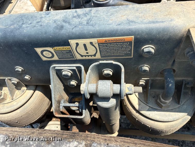 image for item YA4304 2021 Kenworth T880 semi truck