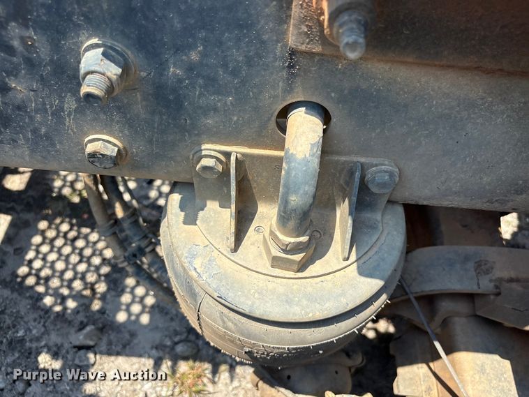 image for item YA4304 2021 Kenworth T880 semi truck
