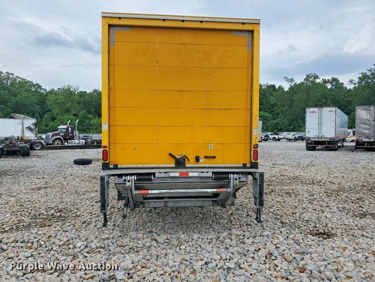 image for item YA4307 2019 International 4300 box truck