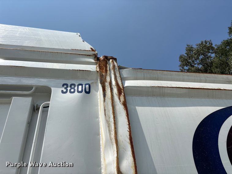 image for item YA4349 2025 Peterbilt 520 refuse truck