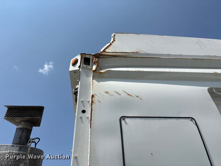 image for item YA4349 2025 Peterbilt 520 refuse truck