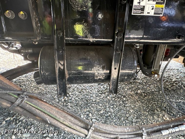 image for item YA4349 2025 Peterbilt 520 refuse truck