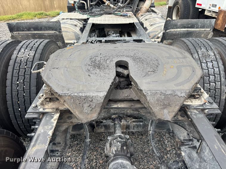image for item YA4353 2020 Mack Anthem semi truck