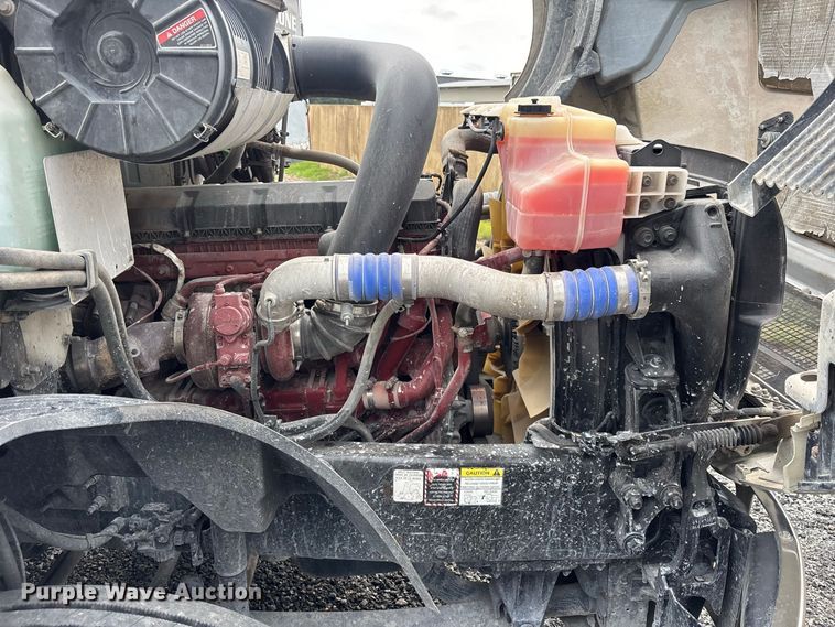image for item YA4353 2020 Mack Anthem semi truck