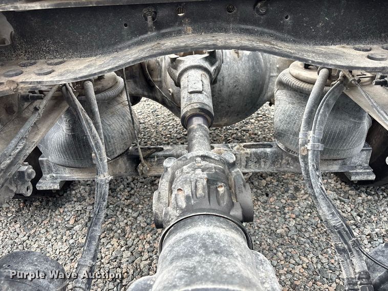 image for item YA4353 2020 Mack Anthem semi truck