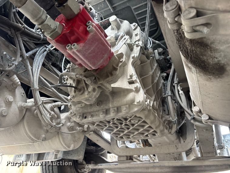 image for item YA4353 2020 Mack Anthem semi truck