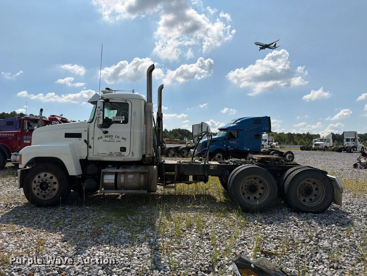 image for item YA4355 2023 Mack Pinnacle semi truck