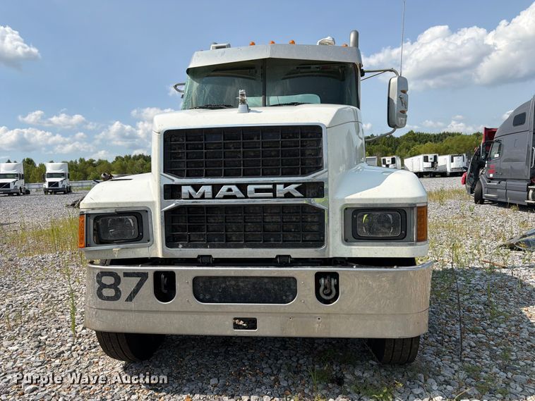 image for item YA4355 2023 Mack Pinnacle semi truck