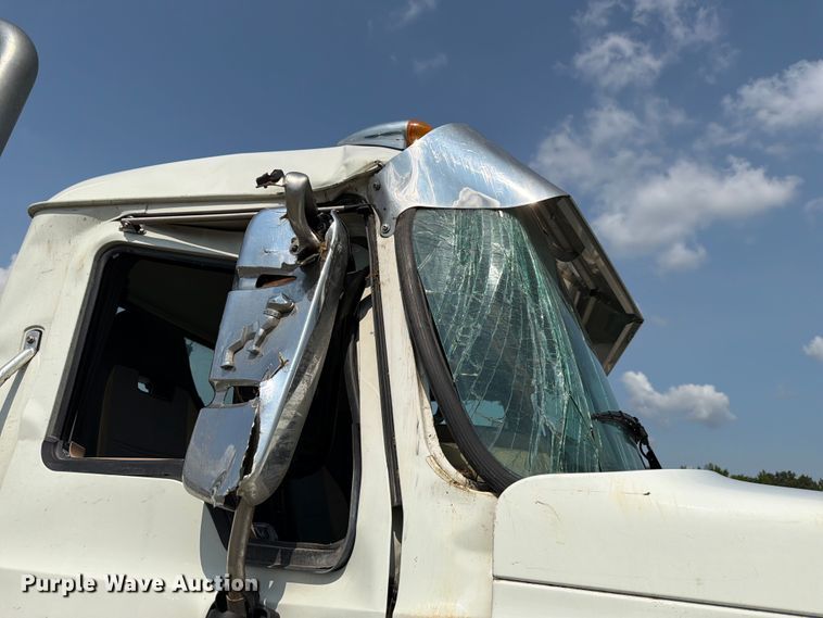 image for item YA4355 2023 Mack Pinnacle semi truck