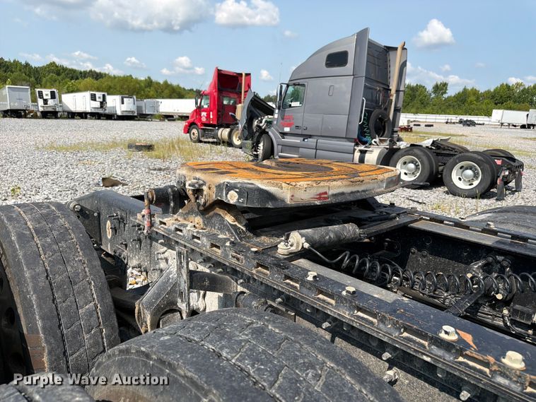 image for item YA4355 2023 Mack Pinnacle semi truck