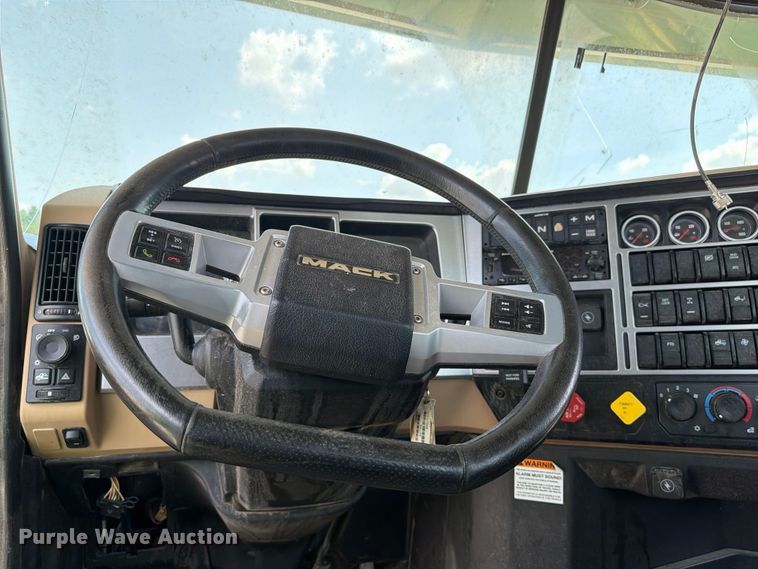 image for item YA4355 2023 Mack Pinnacle semi truck