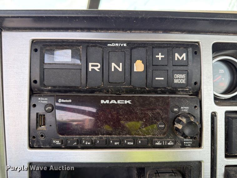 image for item YA4355 2023 Mack Pinnacle semi truck