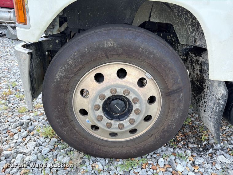 image for item YA4355 2023 Mack Pinnacle semi truck