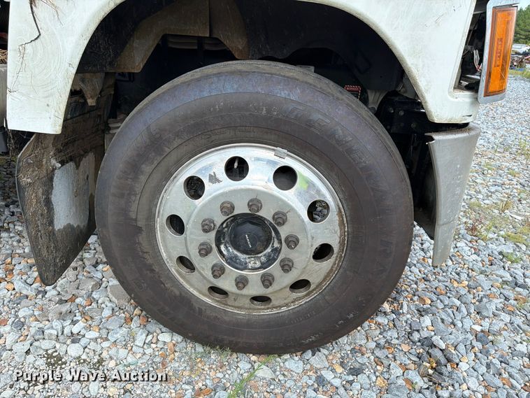 image for item YA4355 2023 Mack Pinnacle semi truck