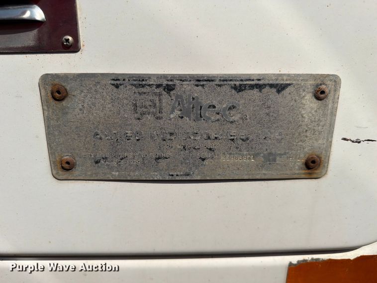 image for item YA4378 2012 Ford F450 Super Duty bucket truck