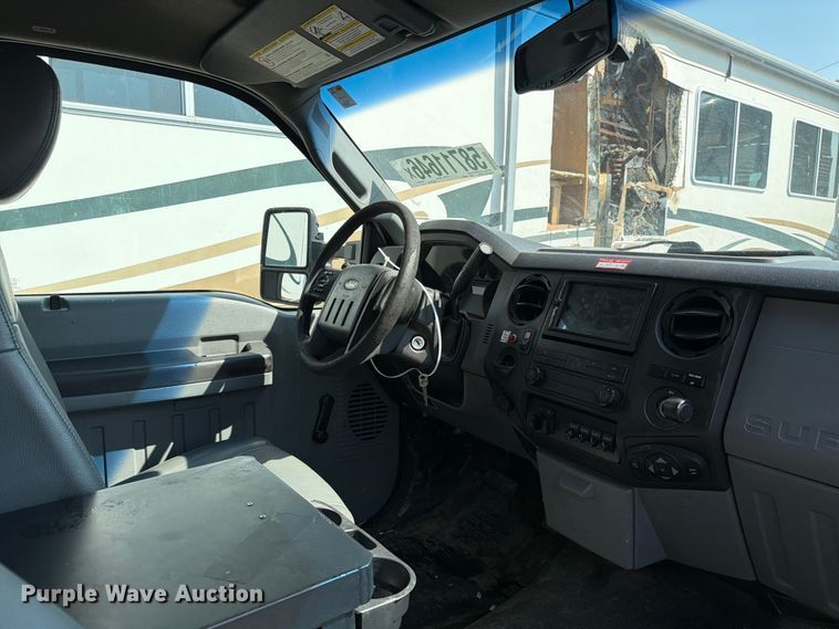 image for item YA4378 2012 Ford F450 Super Duty bucket truck