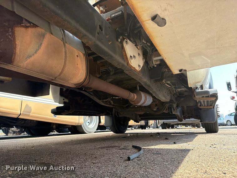 image for item YA4378 2012 Ford F450 Super Duty bucket truck