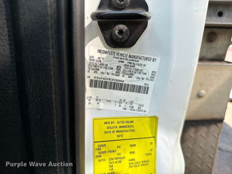 image for item YA4378 2012 Ford F450 Super Duty bucket truck