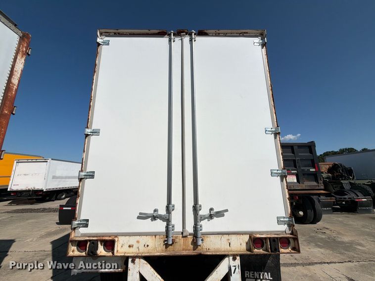 image for item YA4430 2000 Trailmobile dry van trailer