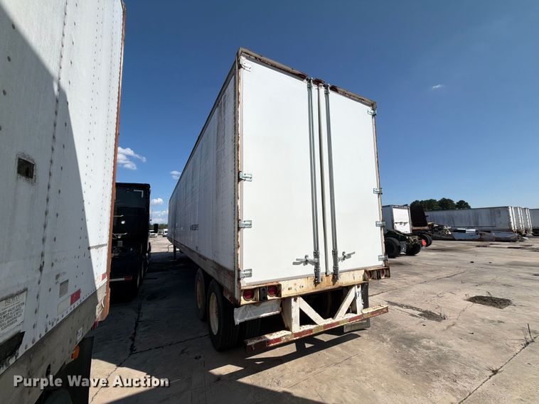 image for item YA4430 2000 Trailmobile dry van trailer