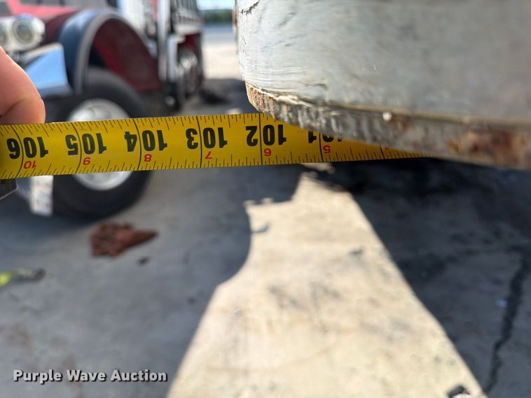 image for item YA4430 2000 Trailmobile dry van trailer