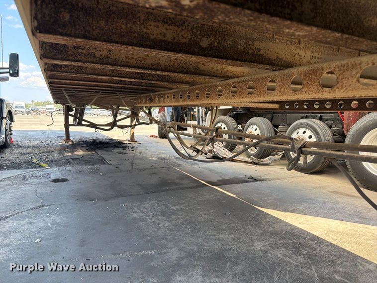 image for item YA4430 2000 Trailmobile dry van trailer