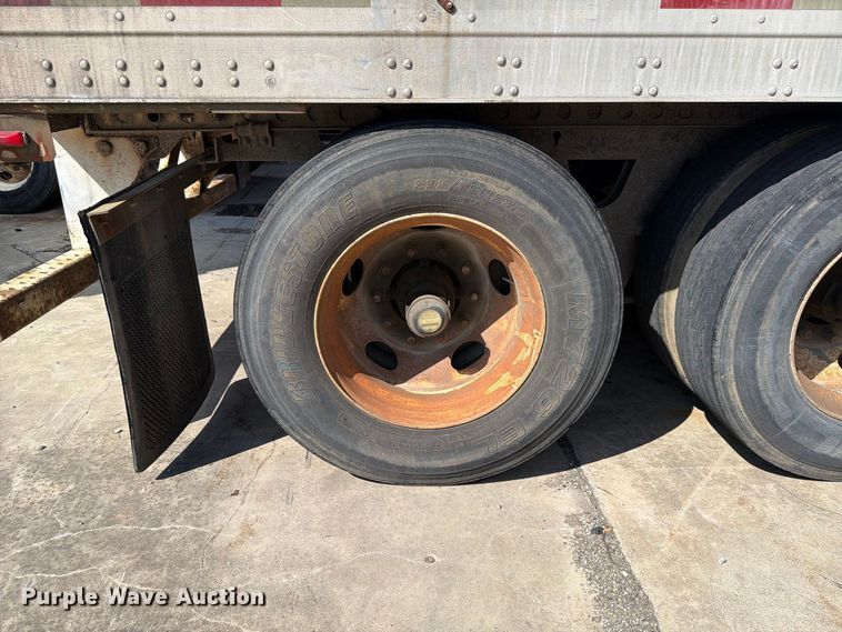 image for item YA4430 2000 Trailmobile dry van trailer