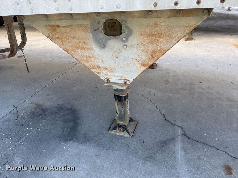 image for item YA4431 2000 Hyundai Translead VI2530152JS dry van trailer