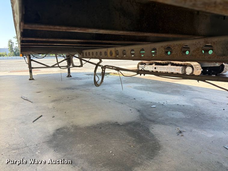 image for item YA4431 2000 Hyundai Translead VI2530152JS dry van trailer