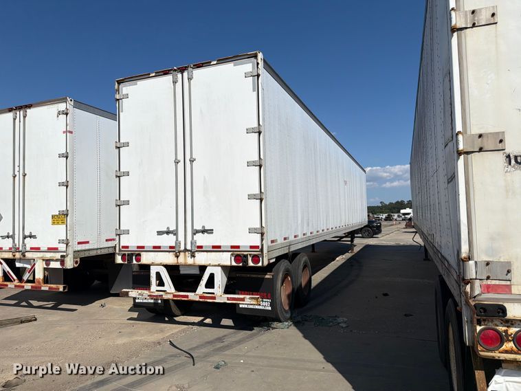 image for item YA4433 2008 Strick dry van trailer