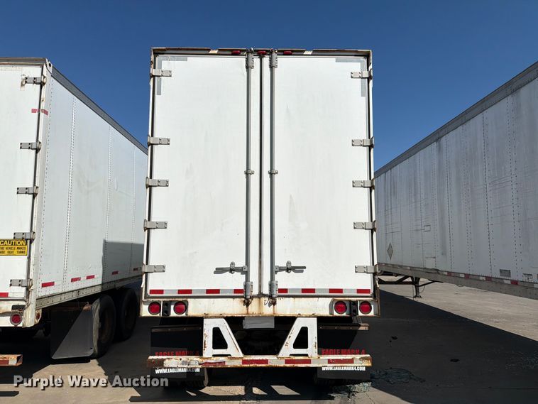image for item YA4433 2008 Strick dry van trailer